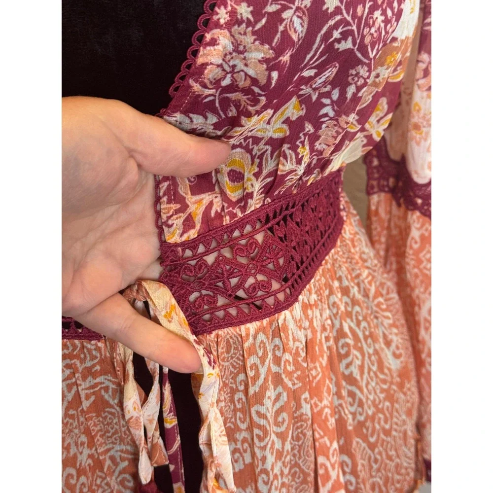 Miss Me Boho Patchwork Floral Lace Trim V-Neck Mini Dress Orange Burgundy Small